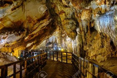 Paradise Cave & Dark Cave  Paradise Cave & Dark Cave