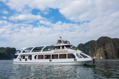 1-Day Explore Halong Bay With Cave, Kayaking and Swimming - Alova Premium Cruise 1-Day Explore Halong Bay With Cave, Kayaking and Swimming - Alova Premium Cruise