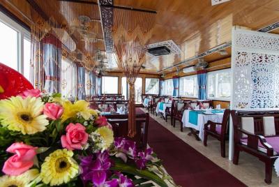 Genesis Cruise: Halong Bay Small Group Full Day Tour Genesis Cruise: Halong Bay Small Group Full Day Tour
