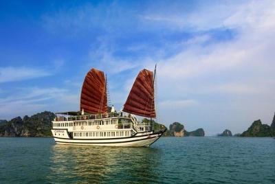 BOUTIQUE CRUISES Halong Bay 2 Days,1 Night Tour : Swimming, Caving,Kayaking BOUTIQUE CRUISES Halong Bay 2 Days,1 Night Tour : Swimming, Caving,Kayaking