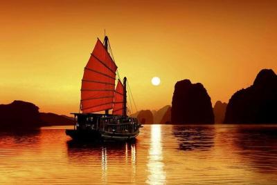 2 Days Halong Bay 3* Cruise Including Transportation from Hanoi 2 Days Halong Bay 3* Cruise Including Transportation from Hanoi