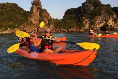 Renea Cruises Halong bay 2 days, 1 night: Bai Tu Long bay, Kayaking and swimming Renea Cruises Halong bay 2 days, 1 night: Bai Tu Long bay, Kayaking and swimming