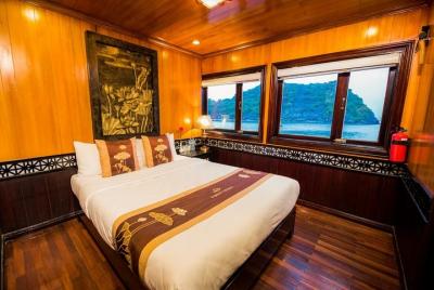 2 days - 1 night with V 2 days - 1 night with V'Spirit Cruise: Hiking titop island,visit Sung Sot cave, Drum cave