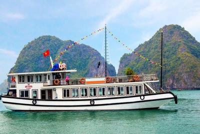 Halong Bay boat Tour 4 hours from Halong city Halong Bay boat Tour 4 hours from Halong city