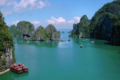 Halong Bay Discovery With 6 Hours Boat Tour Halong Bay Discovery With 6 Hours Boat Tour