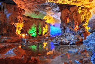 Full Day Boat Trip from Halong City Full Day Boat Trip from Halong City