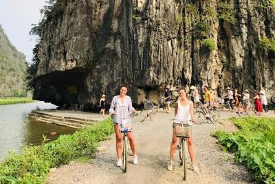 Full day Ninh Binh - Hoa Lu and Tam Coc Full day Ninh Binh - Hoa Lu and Tam Coc