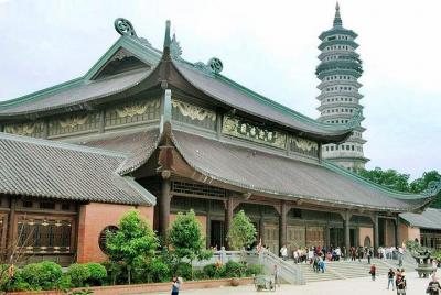 Daily Tour Trang An-Bai Dinh Group Tour Daily Tour Trang An-Bai Dinh Group Tour