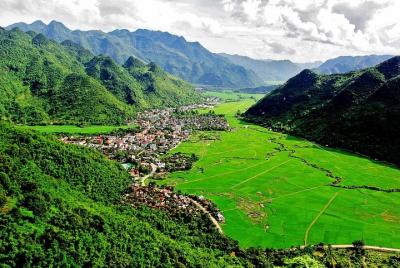2 Days Tekking Adventure in Mai Chau from Hanoi 2 Days Tekking Adventure in Mai Chau from Hanoi