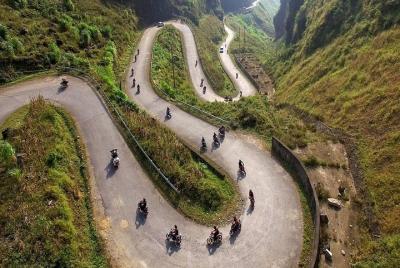 2-Day Motorbike Tour in Ha Giang through Dong Van and Meo Vac 2-Day Motorbike Tour in Ha Giang through Dong Van and Meo Vac