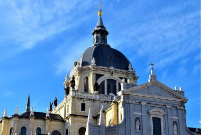 Self-guided Discovery Walk in Madrid: grand and majestic secrets