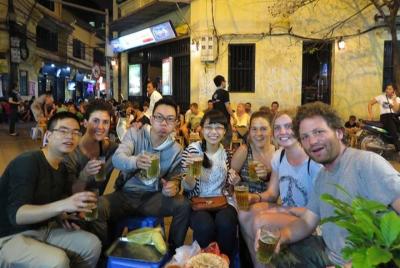 Small Group: Ha Noi Walking Street Food Tour With Professional Tour Guide Small Group: Ha Noi Walking Street Food Tour With Professional Tour Guide