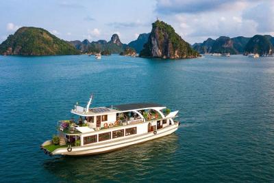 5-Hour Halong Bay Cruise 5-Hour Halong Bay Cruise
