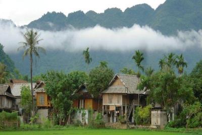 Mai Chau 2 Days 1 Night tour (Overnight In Homestay) Mai Chau 2 Days 1 Night tour (Overnight In Homestay)