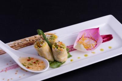 Luxury Halong Bay 1 day - the best and longest route with 7.5 hours cruise Luxury Halong Bay 1 day - the best and longest route with 7.5 hours cruise