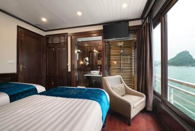 Halong Alisa 5 Star Cruise Visiting And Kayaking On Peaceful Beaches And Caves Halong Alisa 5 Star Cruise Visiting And Kayaking On Peaceful Beaches And Caves
