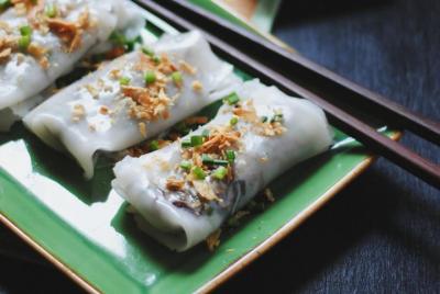 Hanoi street food walking tour in 3 hours Hanoi street food walking tour in 3 hours