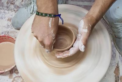 Enjoy making pottery in Amazing Ancient Village! Enjoy making pottery in Amazing Ancient Village!