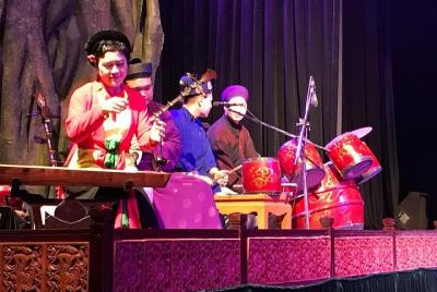 Evening Cyclo Tour with Water Puppet Show Evening Cyclo Tour with Water Puppet Show