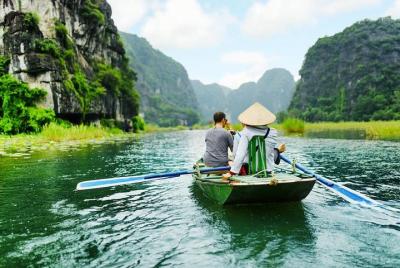 Hoa Lu Tam Coc Full Day Tour: Small Group Tour & Buffet Lunch Hoa Lu Tam Coc Full Day Tour: Small Group Tour & Buffet Lunch