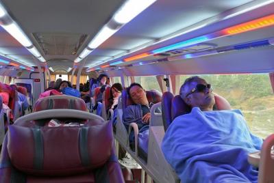 Ha Giang Transfer Services: Sleeper Bus Or Limousine