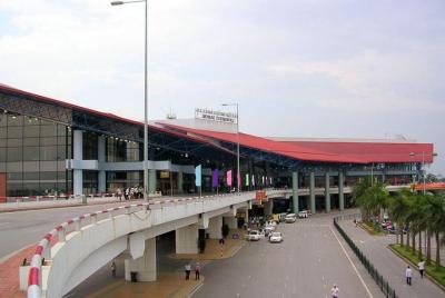 Hanoi Shared Departure Transfer: Hotel to Noi Bai Airport Hanoi Shared Departure Transfer: Hotel to Noi Bai Airport