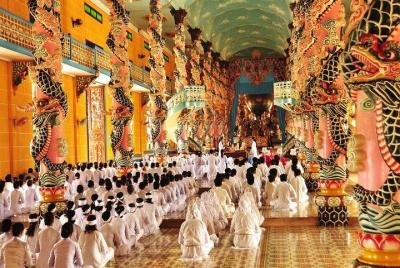 Cao Dai Temple & Cu Chi Tunnels Day Tour from Ho Chi Minh City Cao Dai Temple & Cu Chi Tunnels Day Tour from Ho Chi Minh City