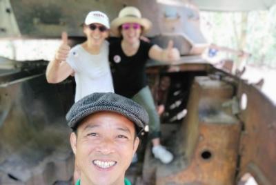 Experienced guide to Cu chi tunnel  Experienced guide to Cu chi tunnel