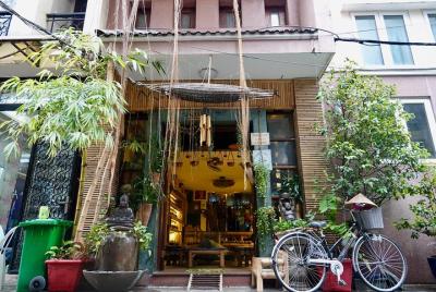 Tea tasting & more Tea tasting & more