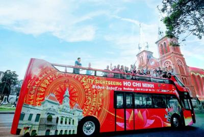 1h Ho Chi Minh City Tour: Hop-On, Hop-Off Bus - Independence Palace Pass 1h Ho Chi Minh City Tour: Hop-On, Hop-Off Bus - Independence Palace Pass