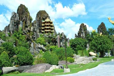 Marble Mountain one day tour depart from Hoi An Marble Mountain one day tour depart from Hoi An
