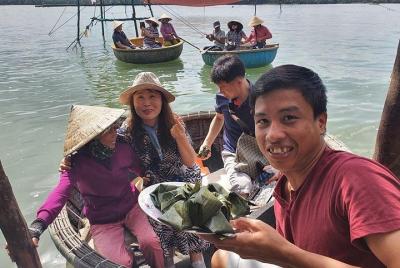 LOCAL CORACLE BAMBOO BOAT EXPERIENCE - HoiAn Basket-boat Experience LOCAL CORACLE BAMBOO BOAT EXPERIENCE - HoiAn Basket-boat Experience