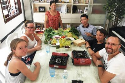 Half-day: BIG GROUP LOCAL HOME COOKING CLASS & BASKET BOAT RIDE FROM HOI AN Half-day: BIG GROUP LOCAL HOME COOKING CLASS & BASKET BOAT RIDE FROM HOI AN