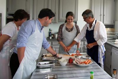 Small-Group French Cooking Class in Paris