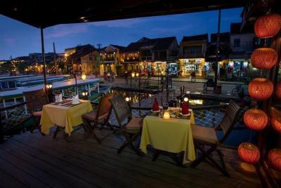 Hoi An : Romantic Sunset Dinner Cruise Hoi An : Romantic Sunset Dinner Cruise
