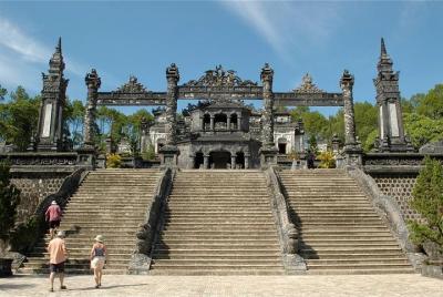 Full Day Tour Hue Citadel All-Inclusive: Ancient Tombs, Heritage,