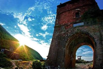 Hue, Da Nang, Hoi An sightseeing guided tour 2 days or vice versa