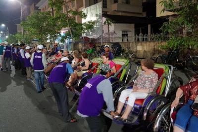 Visit Hue By Clyclo With Dinner 