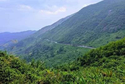 Hoi An to Hue or Hue to Hoi An via Hai Van Pass &Lap An Lagoon(Pr Hoi An to Hue or Hue to Hoi An via Hai Van Pass &Lap An Lagoon(Pr