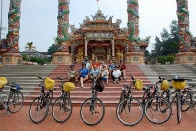 Hue Food Tour By Bicycle