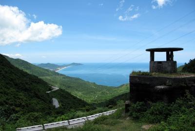 Private car from Hue to Da Nang Airport or vice versa Private car from Hue to Da Nang Airport or vice versa