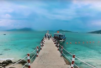 Nha Trang Day Tour with Snorkeling, Hot mineral spring and tea party at SkyLight Nha Trang Day Tour with Snorkeling, Hot mineral spring and tea party at SkyLight