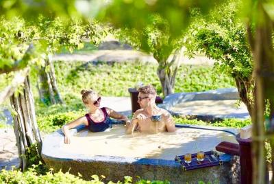 Island Hopping Tour And Mud Bath On Hon Tam Island Island Hopping Tour And Mud Bath On Hon Tam Island