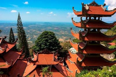 The Magnificence of the Ta Ku Mountain The Magnificence of the Ta Ku Mountain