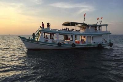 Enjoy Sunset & Night Squid Fishing( enjoy dinner) Enjoy Sunset & Night Squid Fishing( enjoy dinner)