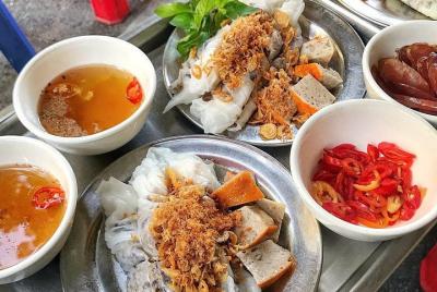 FOOD TOUR: Local Expert FOOD TOUR: Local Expert
