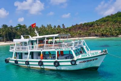 John’s Tours Private boat: 3 islands Snorkeling trip Phu Quoc John’s Tours Private boat: 3 islands Snorkeling trip Phu Quoc