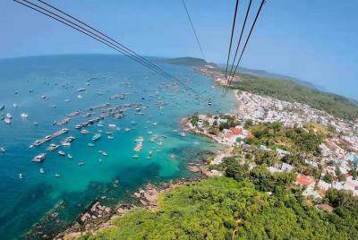 Private Panoramic view of South Phu Quoc and Snorkeling by speedboat Private Panoramic view of South Phu Quoc and Snorkeling by speedboat