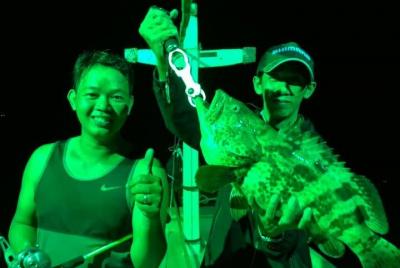 ONBIRD - [PRIVATE CHARTER] DEEP-SEA FISHING TOUR with GPS Sonar (Night/Day-Time)