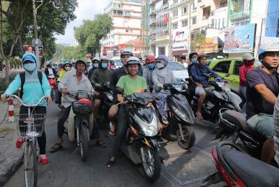  Explore the Insider of Ho Chi Minh on the back of Motorbike - Sh